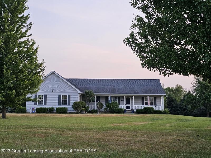 Listing Photo for 7857 N Ionia Road