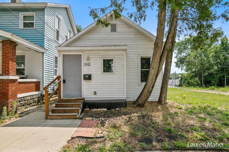 Listing Photo for 352 Indiana Avenue Sw