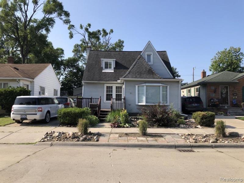 Listing Photo for 117 W Browning Avenue