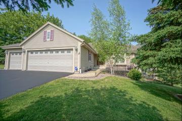 W199S8624 WOODS RD, MUSKEGO, WI