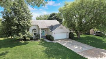 1205 WINGED FOOT DR, TWIN LAKES, WI