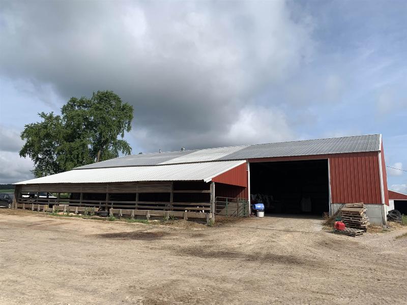 S4452 Grote Hill Rd Reedsburg, WI 53959