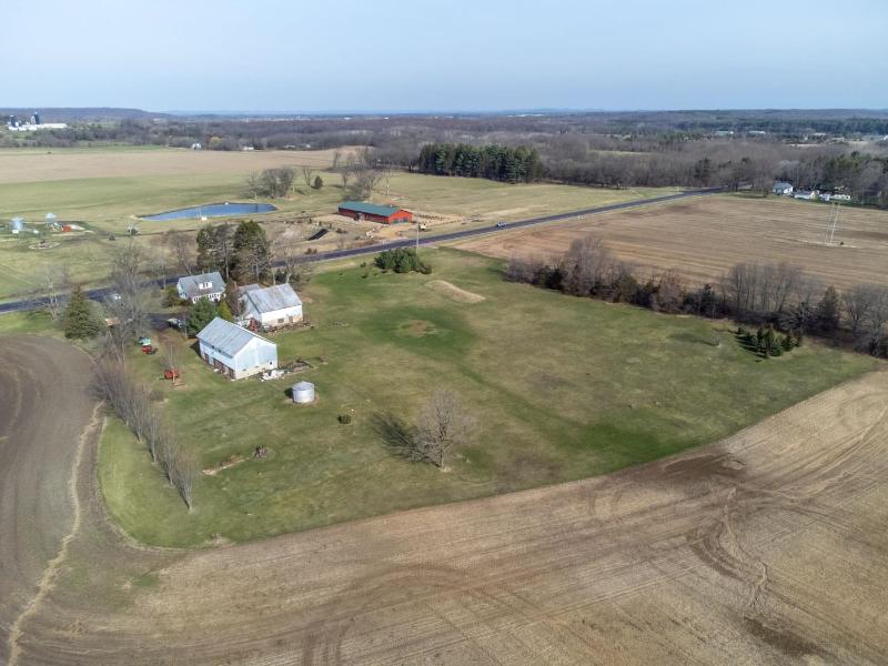 S4090 County Road A Baraboo, WI 53913