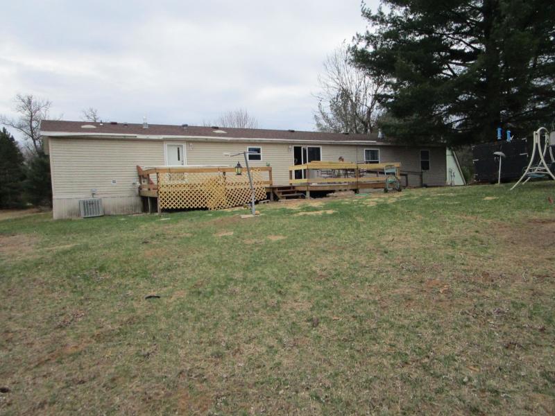 386 Ember Ct Oxford, WI 53952
