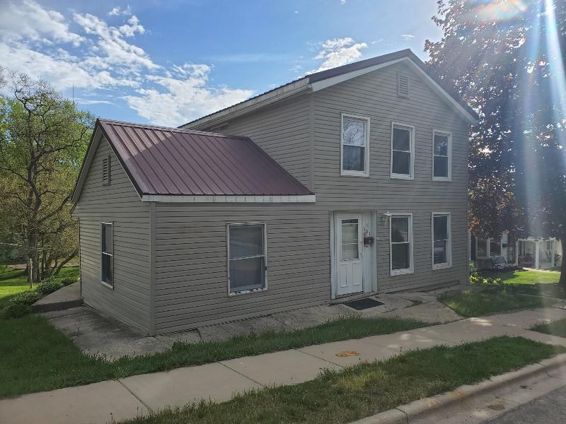 301 Doty St Mineral Point, WI 53565