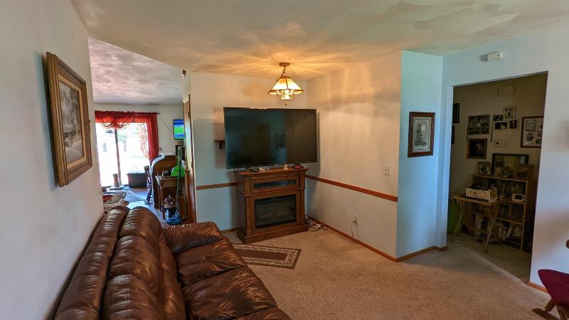 Photo -33 - 6140 W County Road A Janesville, WI 53548-8619