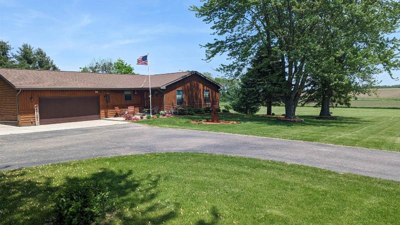 6140 W County Road A Janesville, WI 53548-8619