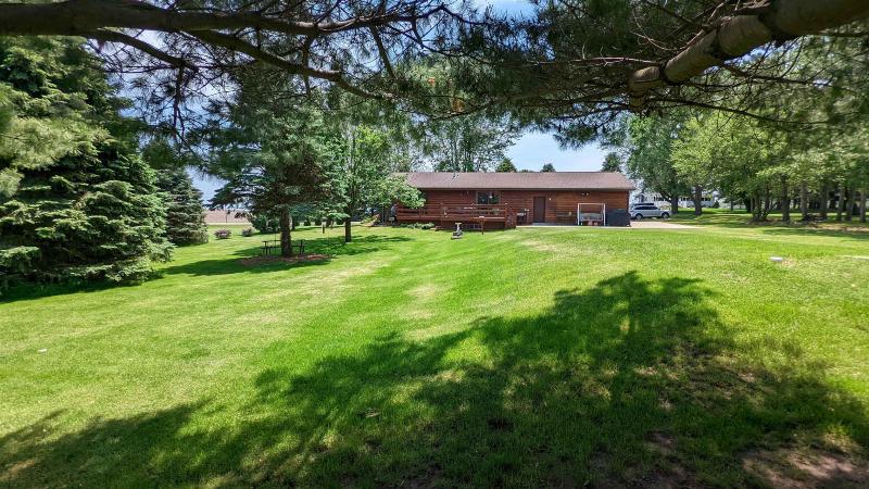 6140 W County Road A Janesville, WI 53548-8619