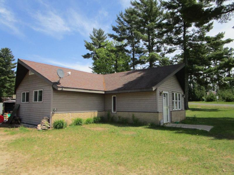 1198 County Road Z Arkdale, WI 54613