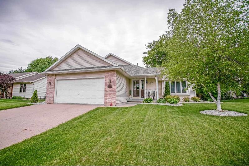 6238 Dominion Dr Madison, WI 53718