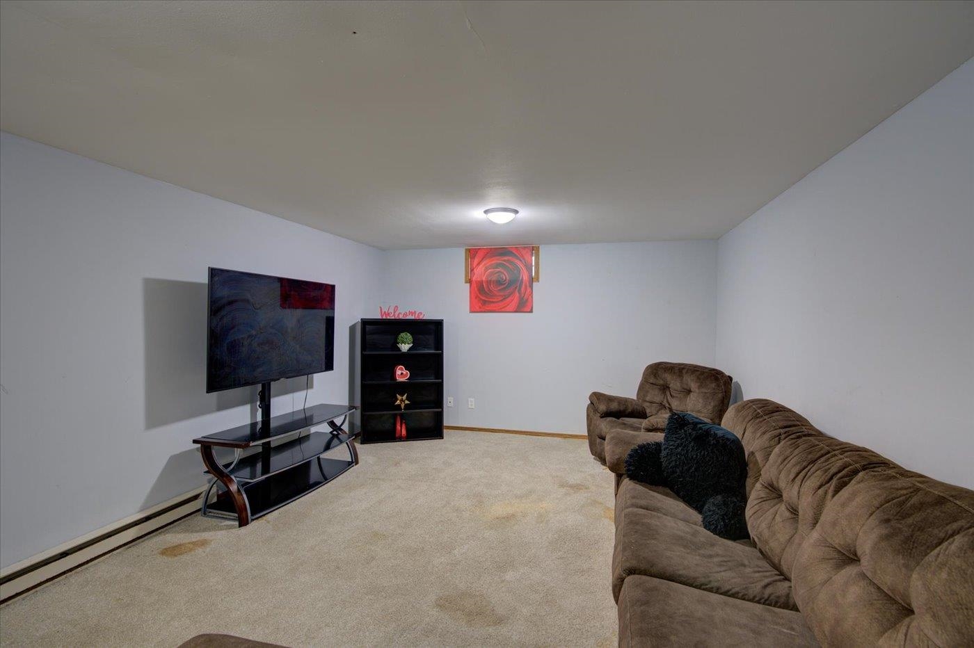 Photo -44 - 5595 Montadale St Fitchburg, WI 53711