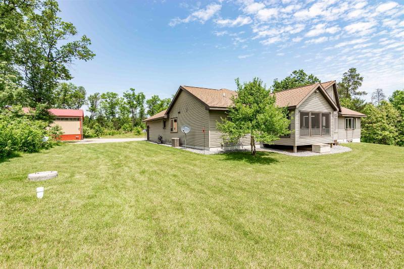 1105 Buttercup Ave Friendship, WI 53934