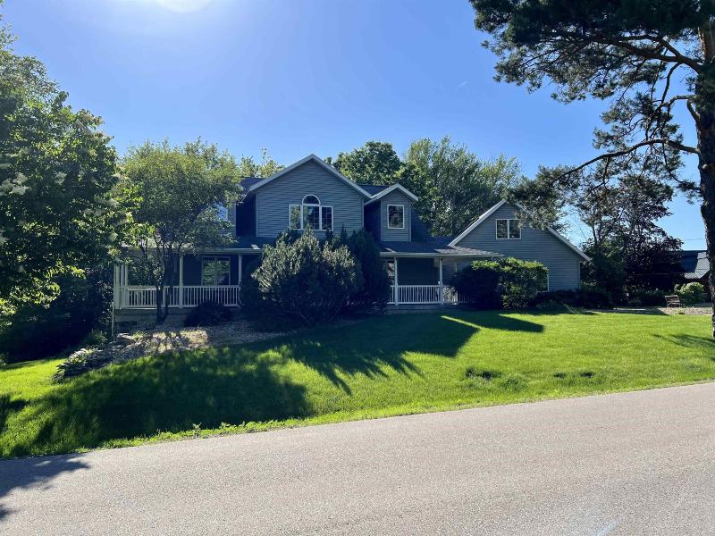 2675 Tower Rd McFarland, WI 53558