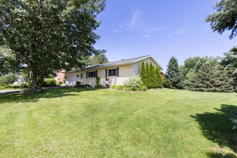 3728 Shiloh Rd DeForest, WI 53532