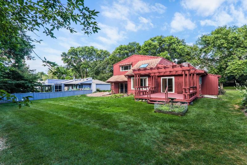 310 Oldfield Rd Madison, WI 53717