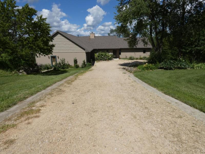 8348 Valley View Rd Mount Hope, WI 53816