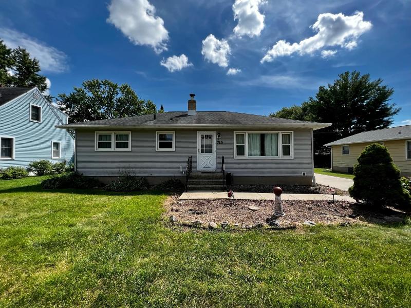 713 Columbia Ave DeForest, WI 53532