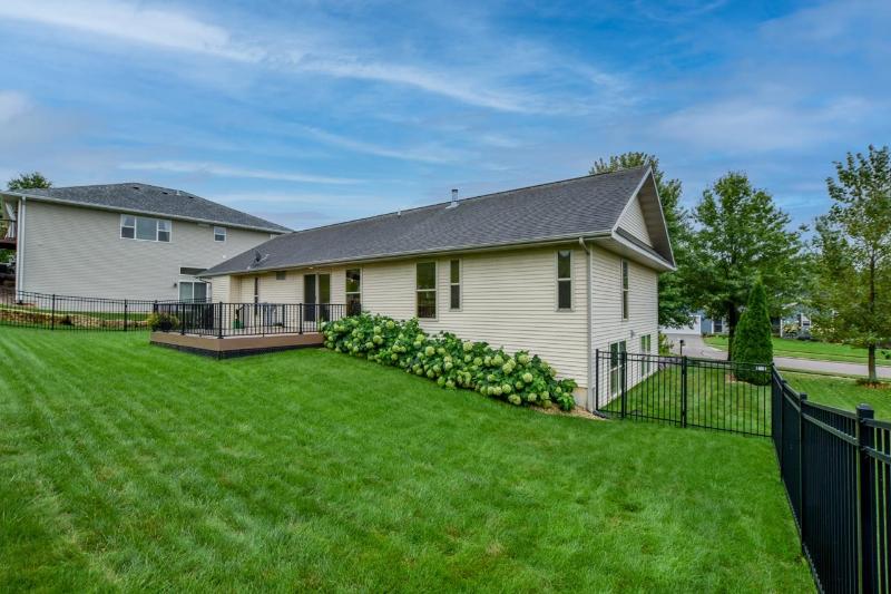 Photo -44 - 1631 Berry Hill Ct Baraboo, WI 53913
