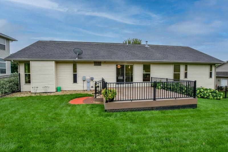 Photo -45 - 1631 Berry Hill Ct Baraboo, WI 53913