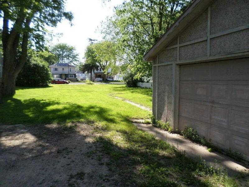 1408 Superior Ave Tomah, WI 54660