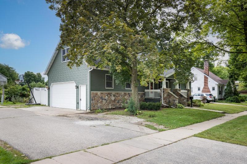66 Shirley St Fort Atkinson, WI 53538