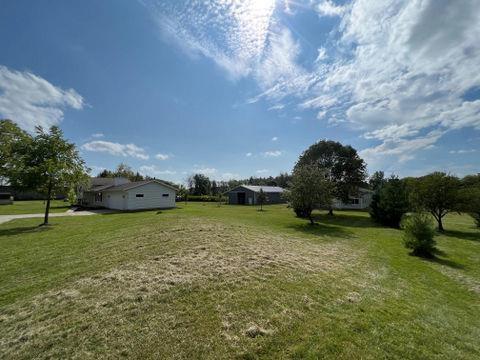 4377 Old Stage Rd Brooklyn, WI 53521