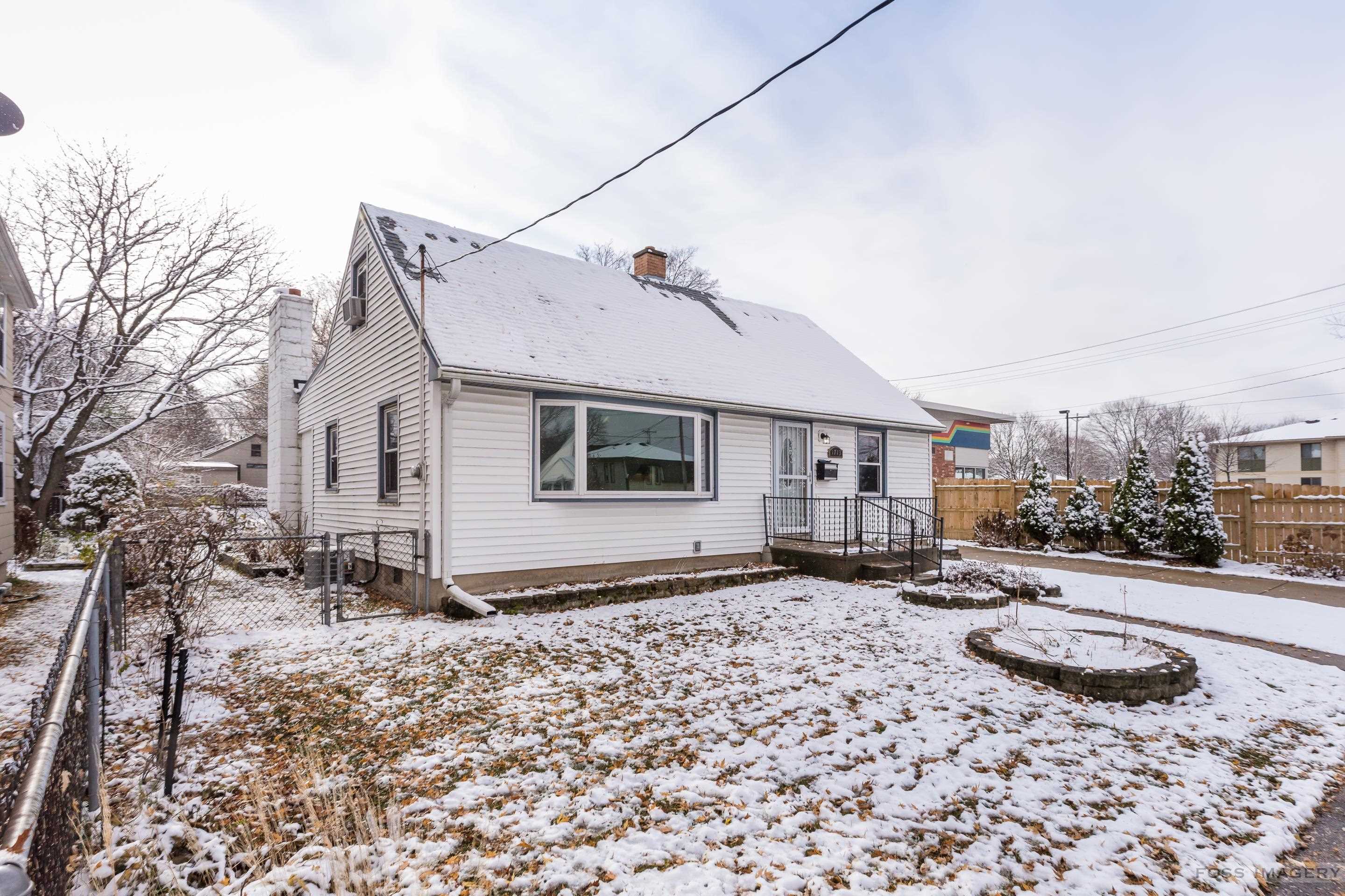 1713 Winchester St Madison, WI 53704