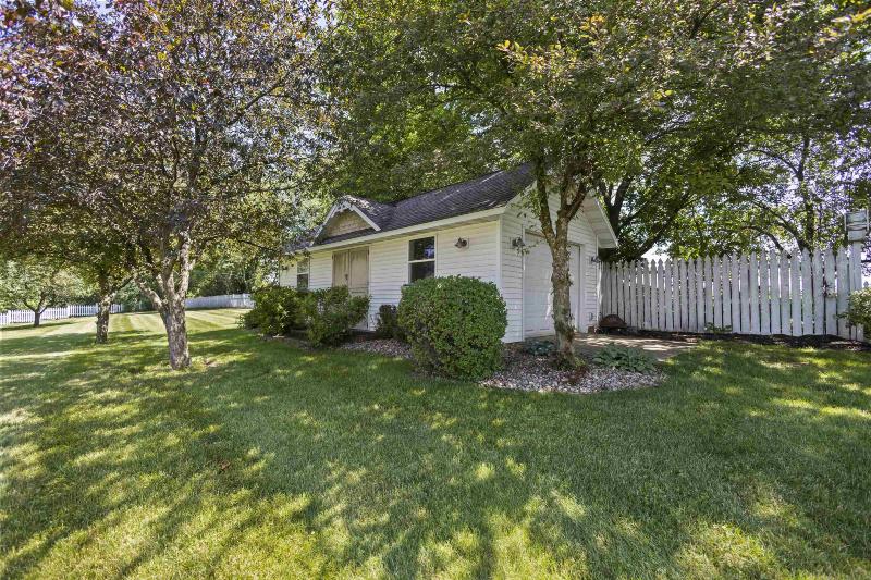 Photo -34 - S8016 Highland Rd Loganville, WI 53943