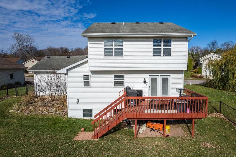 Photo -34 - 630 Parkside Ave Baraboo, WI 53913