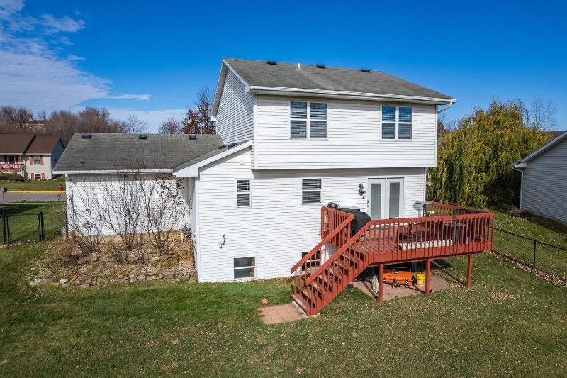 Photo -35 - 630 Parkside Ave Baraboo, WI 53913