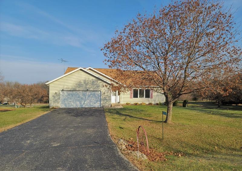 Photo -49 - W7748 Patchin Rd Pardeeville, WI 53954