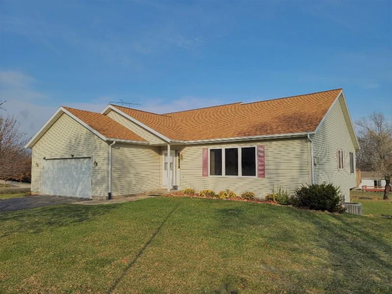 W7748 Patchin Rd Pardeeville, WI 53954