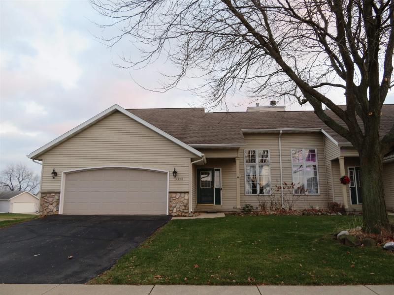 Photo -38 - 4458 Woodgate Dr Janesville, WI 53546