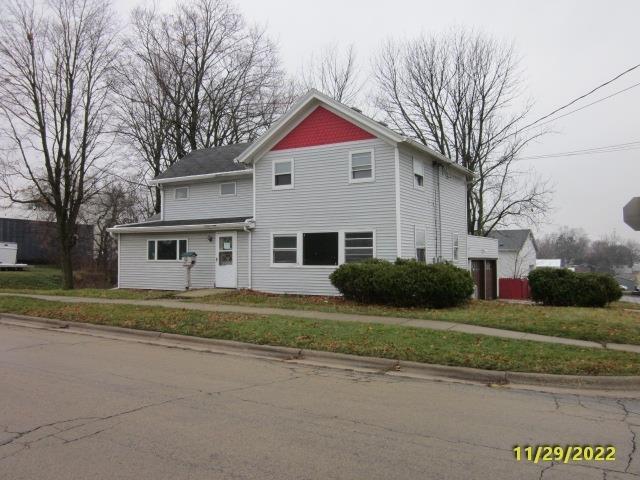 1619 13th Ave Monroe, WI 53566