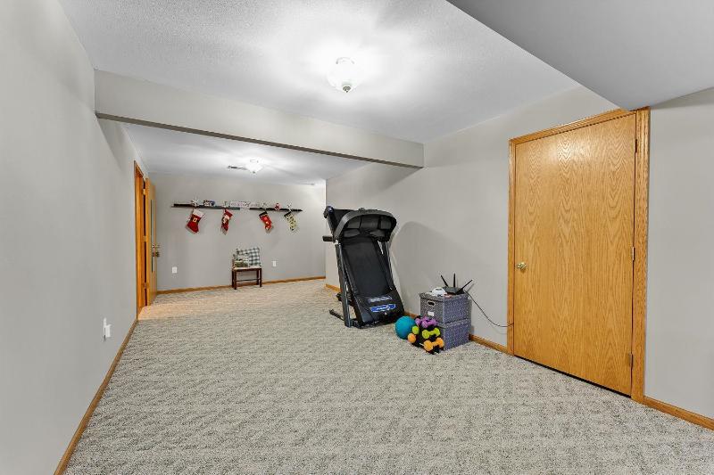 Photo -32 - 730 Parkside Ave Baraboo, WI 53913