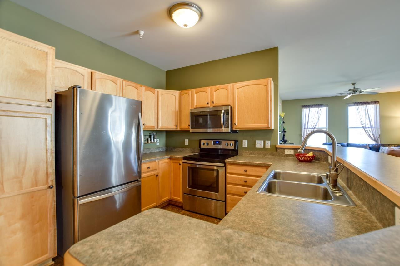 3848 Maple Grove Dr 211 Madison, WI 53719