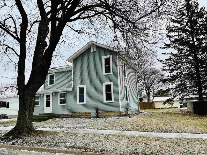2334 16th Ave Monroe, WI 53566