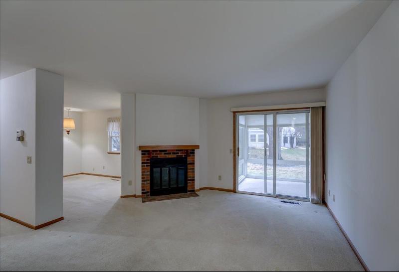 212 S High Point Rd Madison, WI 53717