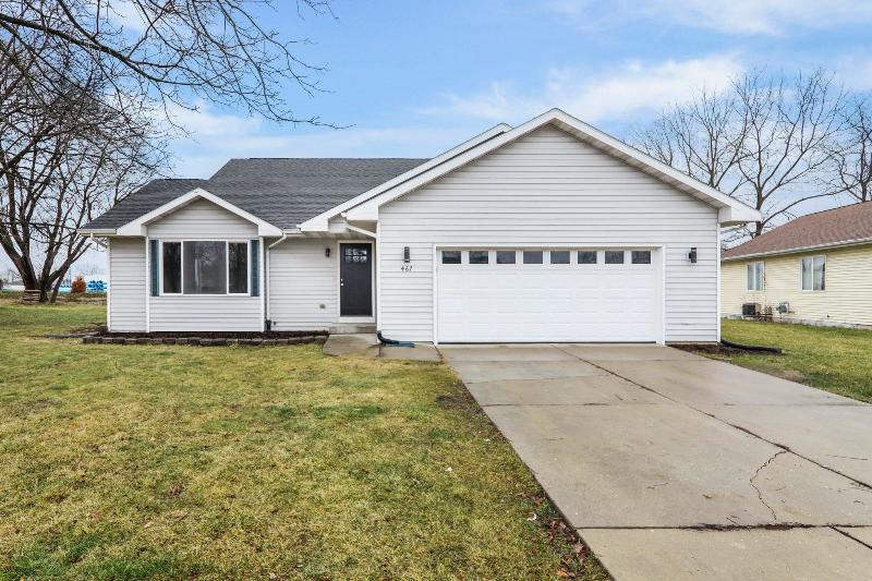 467 S Orchard St Janesville, WI 53548