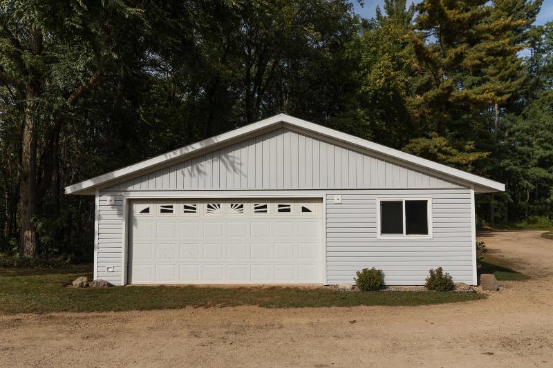 Photo -42 - N6534 3rd Ave Oxford, WI 53952