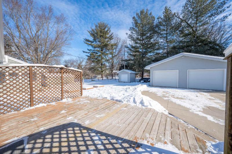 417 Hilldale Ct Madison, WI 53705