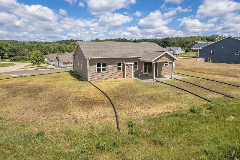 Photo -40 - 2066 Fawn Valley Ct Reedsburg, WI 53959