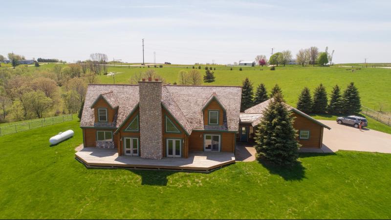4499 Coon Hollow Rd Lancaster, WI 53813