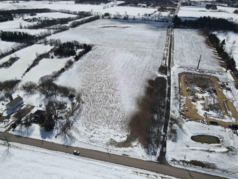 60 ACRES Siggelkow Road McFarland, WI 53558