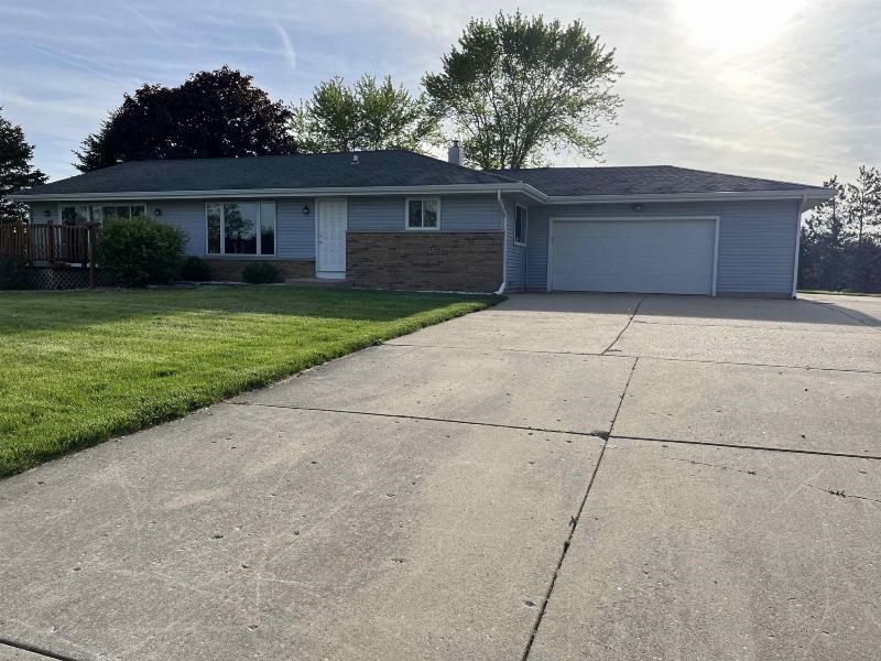 4509 N County Road H Janesville, WI 53548