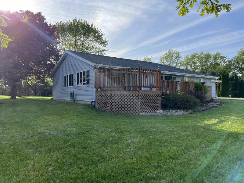 4509 N County Road H Janesville, WI 53548