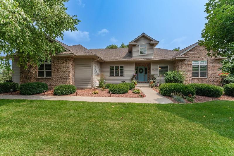S4126 Whispering Pines Drive Baraboo, WI 53913