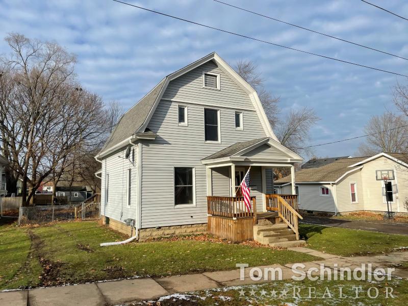 Listing Photo for 1042 Sixth Street
