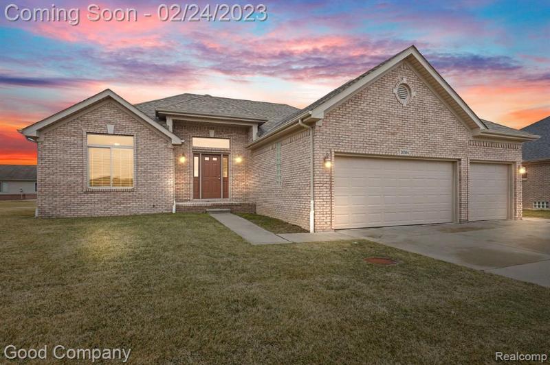 Listing Photo for 20304 Paddock Court