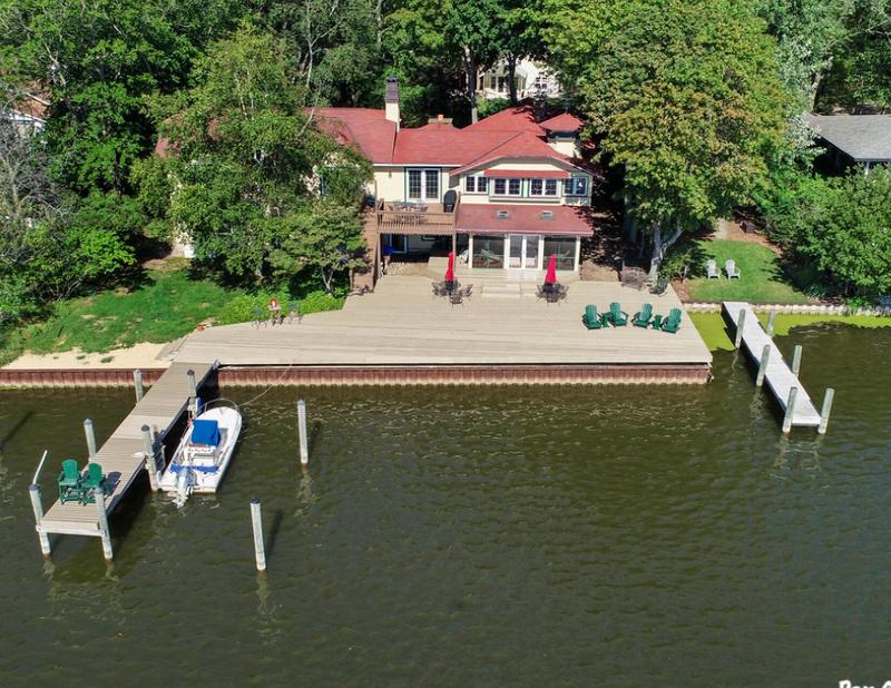 Listing Photo for 64 Lakeview Drive